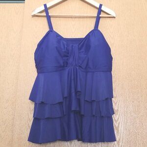Catalina size 3X triple tiered riffle tankini swimsuit top